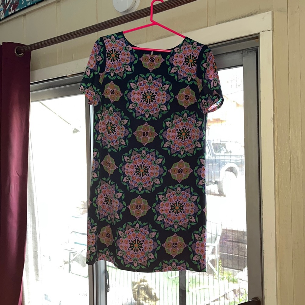 J crew shift dress size 6 bottom back closure